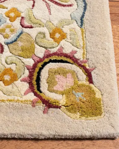 Safavieh Feather Medallion Rug | Thumbnail 3