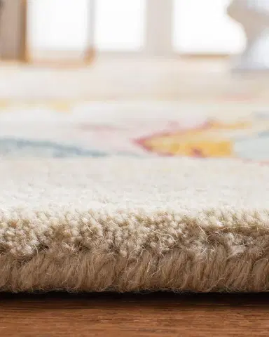 Safavieh Feather Medallion Rug | Thumbnail 5