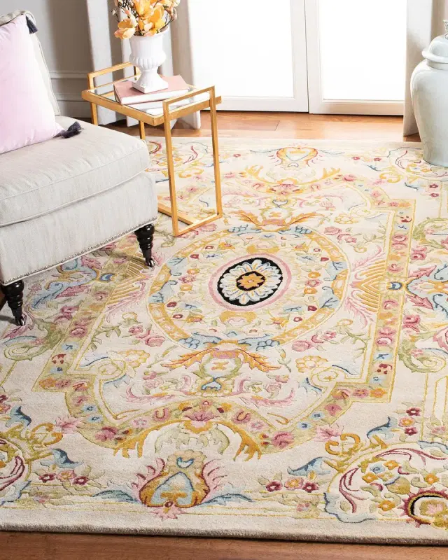 Safavieh Feather Medallion Rug