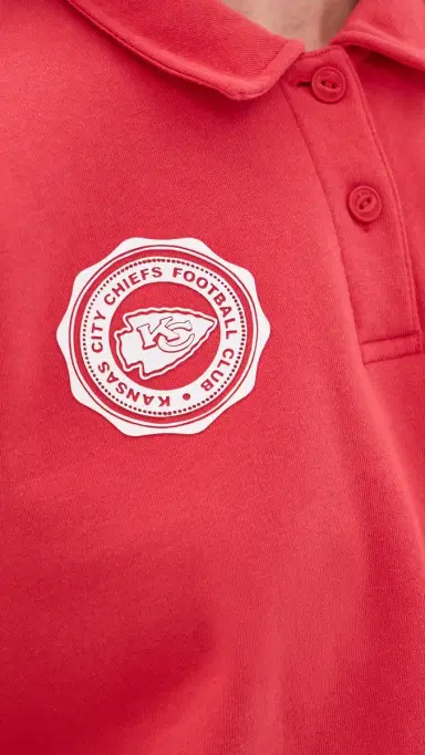 Junk Food Chiefs Polo Crop Fleece Sweatshirt icorice | Thumbnail 6