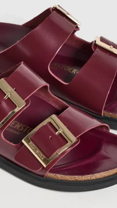 Birkenstock Arizona Droplet Buckle High Shine Sandals Zinfandel | Thumbnail 6