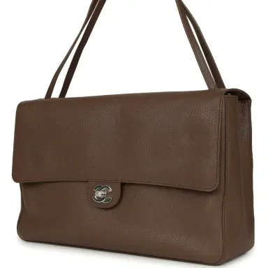Chanel Chanel Maxi "Souplissimo" Large Flap Bag Light Brown Grained Calfskin Silver Hardware | Thumbnail 5