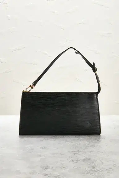 Louis Vuitton Epi Pochette Accessoires 24 Shoulder Bag | Thumbnail 2 Louis Vuitton Epi Pochette Accessoires 24 Shoulder Bag | Thumbnail 2