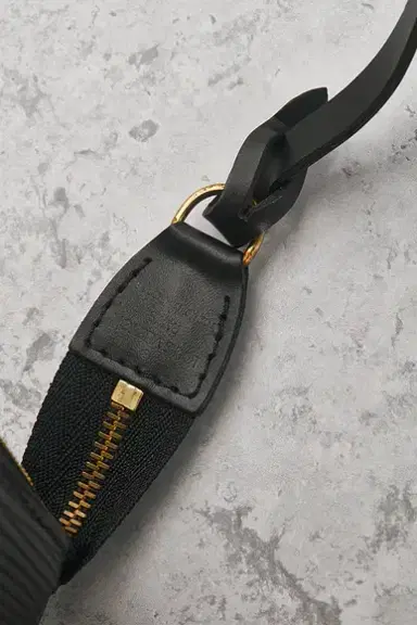 Louis Vuitton Epi Pochette Accessoires 24 Shoulder Bag | Thumbnail 7 Louis Vuitton Epi Pochette Accessoires 24 Shoulder Bag | Thumbnail 7