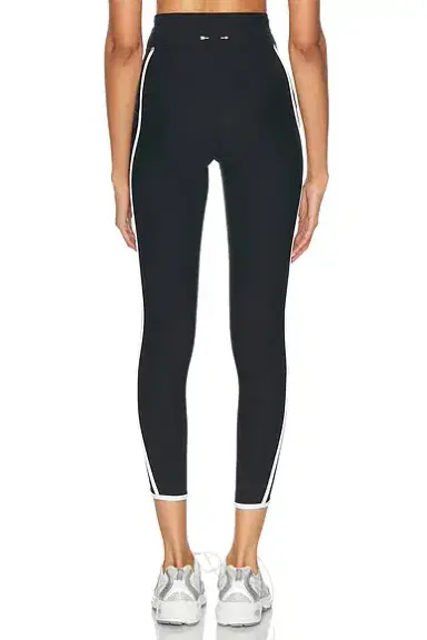 The Upside Sol 25 Midi Legging | Thumbnail 4 The Upside Sol 25 Midi Legging | Thumbnail 4