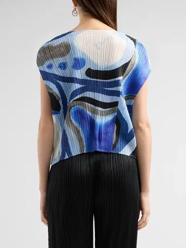 Pleats Please Issey Miyake Women's Roll Printed Pleated Top | Thumbnail 3 Pleats Please Issey Miyake Women's Roll Printed Pleated Top | Thumbnail 3