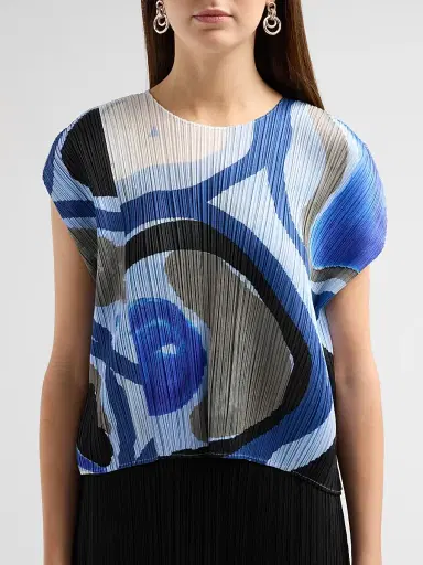 Pleats Please Issey Miyake Women's Roll Printed Pleated Top | Thumbnail 5 Pleats Please Issey Miyake Women's Roll Printed Pleated Top | Thumbnail 5