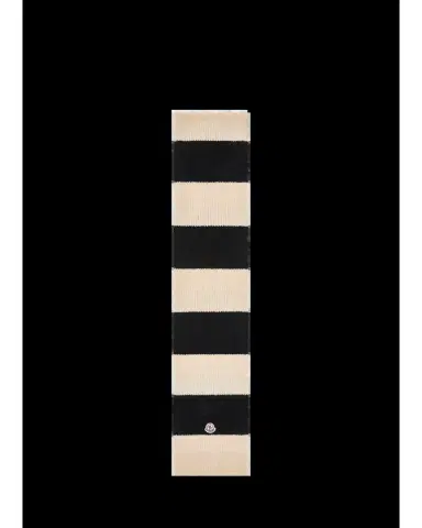 Moncler Men's Wide Stripe Logo Patch Scarf | Thumbnail 2