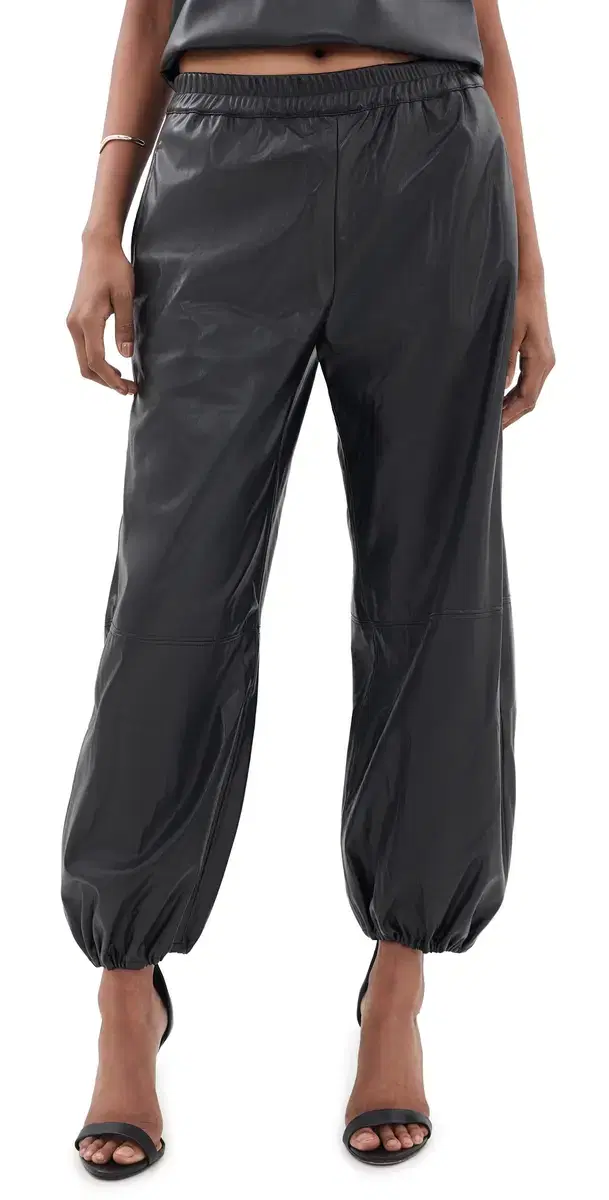 Wayf Camryn Faux eather Balloon Pants Black