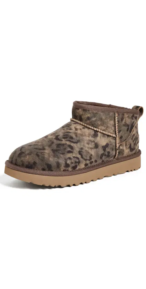 UGG Classic Ultra Mini Spotted Boots Chestnut