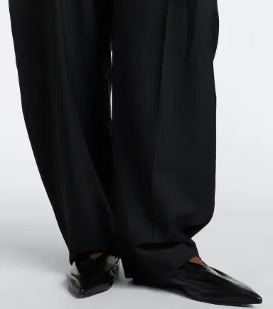 RÓHE Róhe Pleated wool and mohair barrel-leg pants | Thumbnail 2