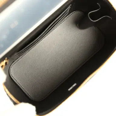 Chanel Chanel Small Top Handle Vanity Case Black Croc Embossed Calfskin Gold Hardware | Thumbnail 9 Chanel Chanel Small Top Handle Vanity Case Black Croc Embossed Calfskin Gold Hardware | Thumbnail 9