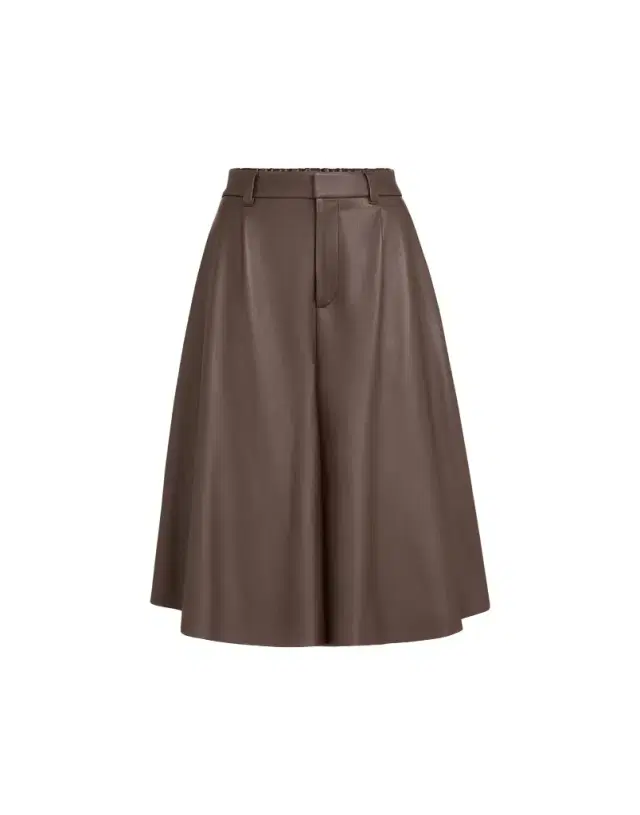 Nappa leather wide Bermuda shorts