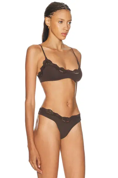 Skims Fits Everybody Lace Scoop Bralette | Thumbnail 2 Skims Fits Everybody Lace Scoop Bralette | Thumbnail 2