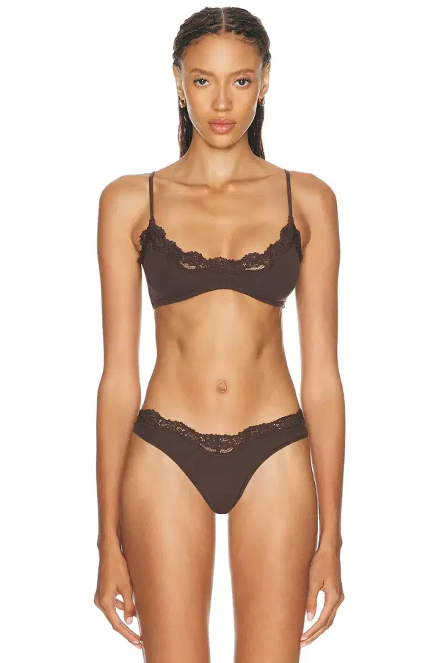 Skims Fits Everybody Lace Scoop Bralette