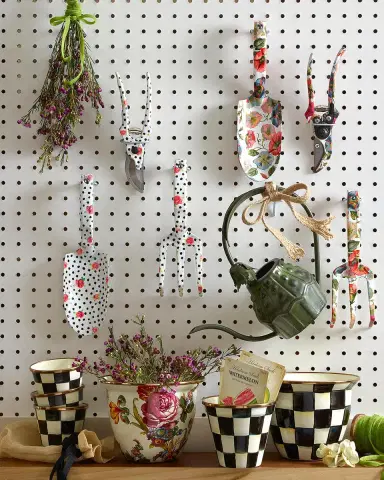 MacKenzie-Childs Courtly Check Enamel Flower Pot | Thumbnail 2