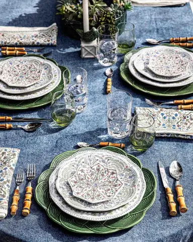 Juliska Bamboo 20-Piece Flatware Set | Thumbnail 4