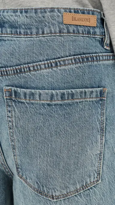 BLANKNYC Lead The Way Low Baggy Jeans Medium Indigo | Thumbnail 6