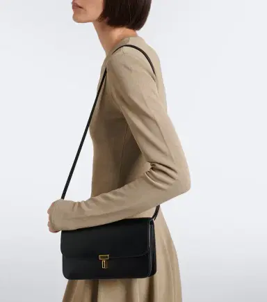 TOTEME T-Lock leather crossbody bag | Thumbnail 6