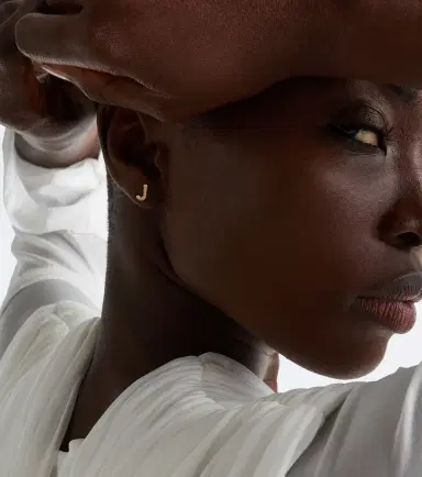 Sophie Bille Brahe Petite J 18kt gold single earring with diamonds | Thumbnail 3 Sophie Bille Brahe Petite J 18kt gold single earring with diamonds | Thumbnail 3
