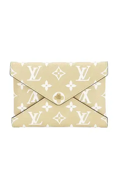 Louis Vuitton Limited Edition Monogram Giant Kirigami MM Pochette