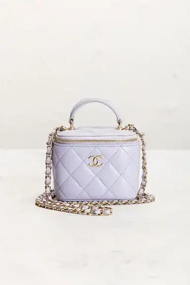 Chanel Chanel Lambskin Mini Classic Vanity Case | Thumbnail 2 Chanel Chanel Lambskin Mini Classic Vanity Case | Thumbnail 2