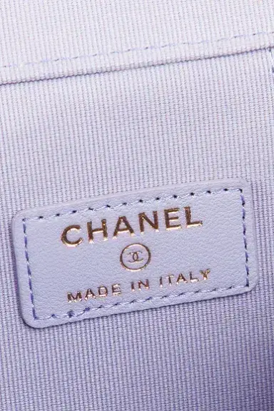 Chanel Chanel Lambskin Mini Classic Vanity Case | Thumbnail 5 Chanel Chanel Lambskin Mini Classic Vanity Case | Thumbnail 5