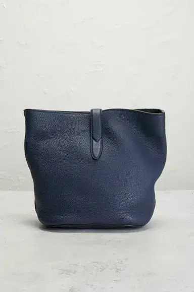 Gucci Jackie Shoulder Bag | Thumbnail 3