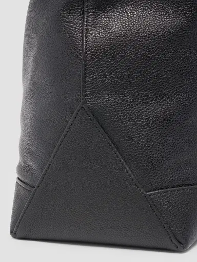 Thom Browne Men's Striped-Detail Pebbled Leather Tote Bag - Black | Thumbnail 7