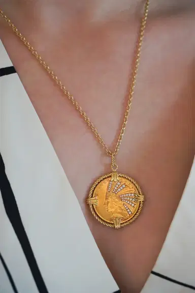 VERDURA Diamond Indian Head Coin Pendant Necklace | Thumbnail 2 VERDURA Diamond Indian Head Coin Pendant Necklace | Thumbnail 2