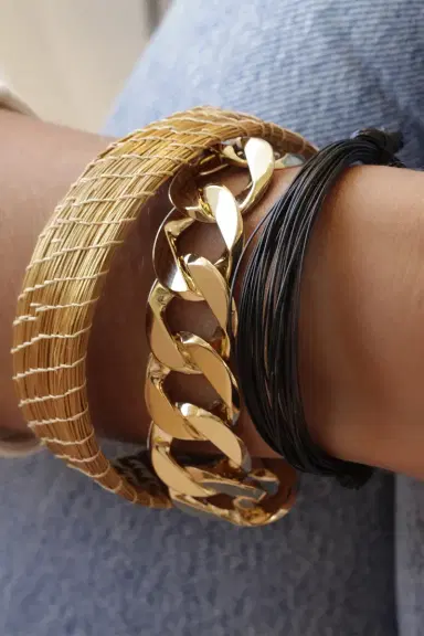 VERDURA Curb Link Bangle Bracelet | Thumbnail 2