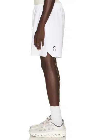 ON 5 Court Shorts | Thumbnail 2