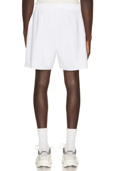 ON 5 Court Shorts | Thumbnail 3