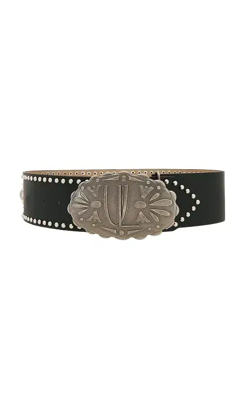 Understated Leather Oversized Buckle Belt