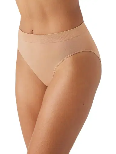 Wacoal Women's B-Smooth Hi-Cut Brief | Thumbnail 3 Wacoal Women's B-Smooth Hi-Cut Brief | Thumbnail 3