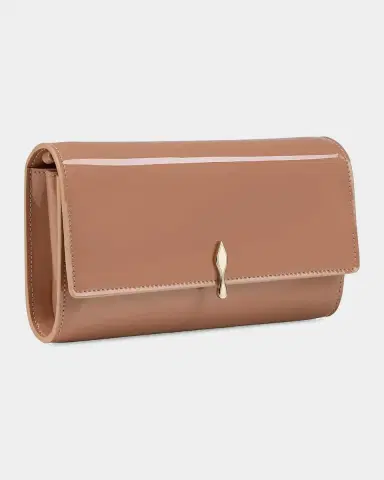 Christian Louboutin Bettina Wallet on Chain in Glossy Leather | Thumbnail 4 Christian Louboutin Bettina Wallet on Chain in Glossy Leather | Thumbnail 4