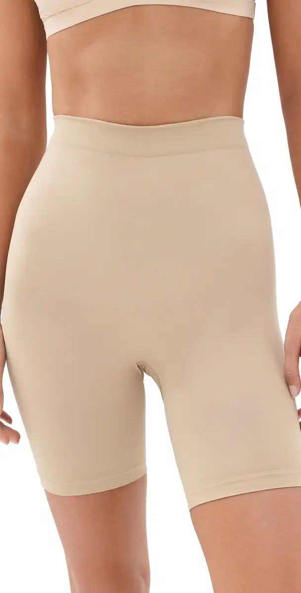 Skims Mid Thigh Shorts