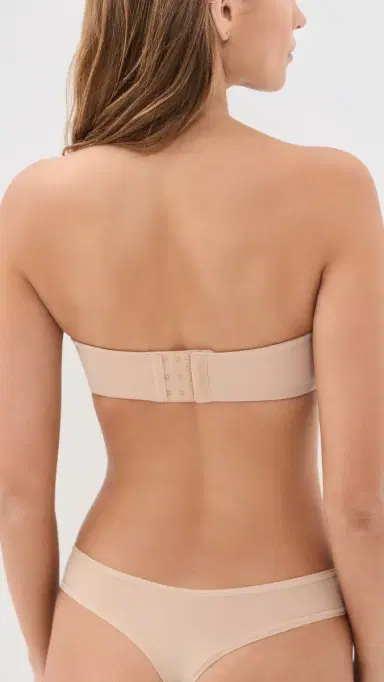 Skims Fits Everybody Strapless Bra | Thumbnail 3