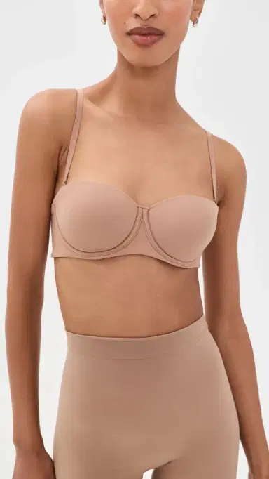 Skims Fits Everybody Strapless Bra | Thumbnail 2