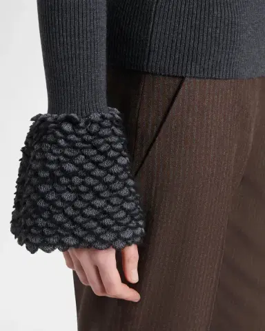 Alexander McQueen Wool Rib-Knit Scalloped-Cuff Top | Thumbnail 5