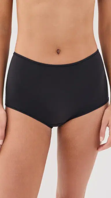 Skims Boyshorts | Thumbnail 2