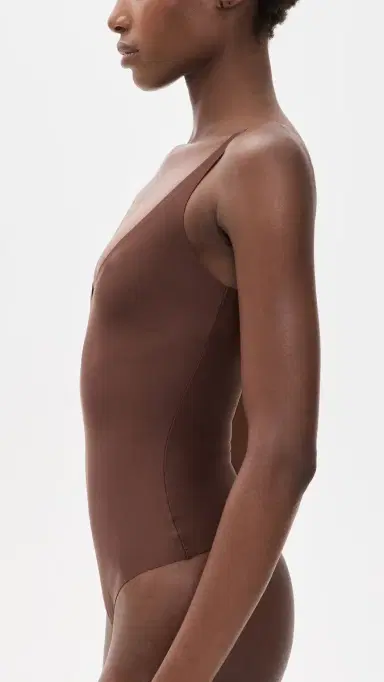 Skims Plunge Thong Bodysuit | Thumbnail 4