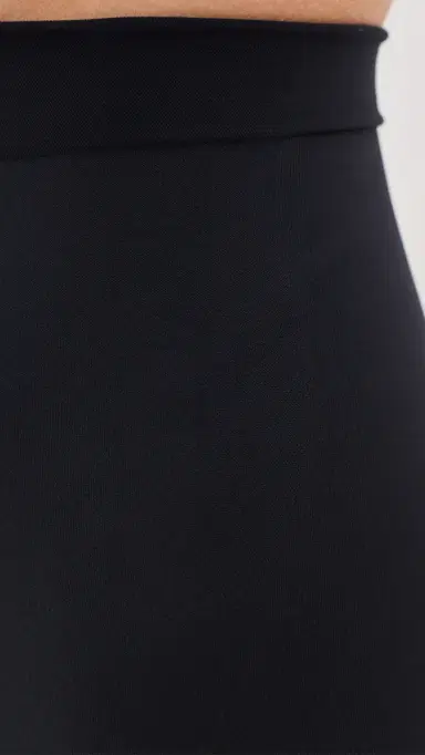 Skims Mid Thigh Shorts | Thumbnail 6