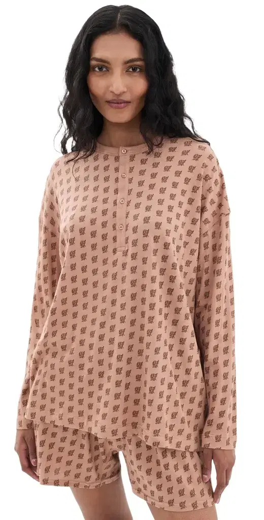 The Great. The Slouch Sleep Henley Rose Print