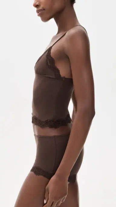 Skims Fits Everybody Lace Cami and Boy Short et Espresso | Thumbnail 4 Skims Fits Everybody Lace Cami and Boy Short et Espresso | Thumbnail 4