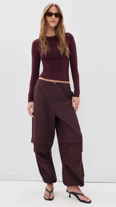 Skims Long Sleeve T-Shirt Currant | Thumbnail 5