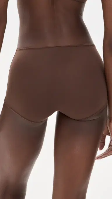 Skims Fit Everybody Boy Shorts Cocoa | Thumbnail 3