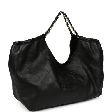 Chanel Chanel Maxi CC Cabas Hobo Bag Black Calfskin Gold Hardware | Thumbnail 2