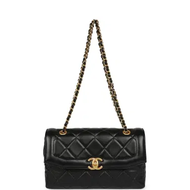 Chanel Chanel Medium Flap Bag Black Shiny Lambskin Antique Gold Hardware | Thumbnail 7