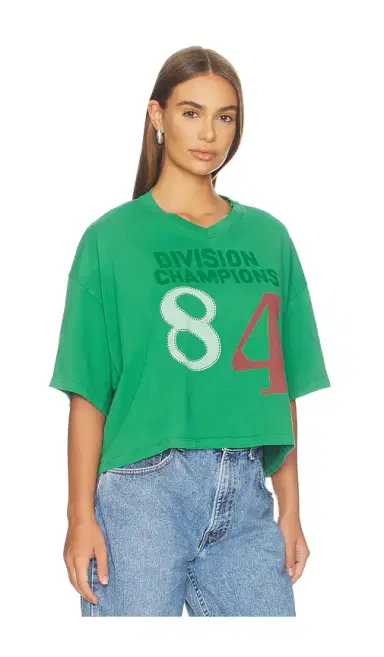 DAYDREAMER Division Champs Cropped V-neck Tee | Thumbnail 2
